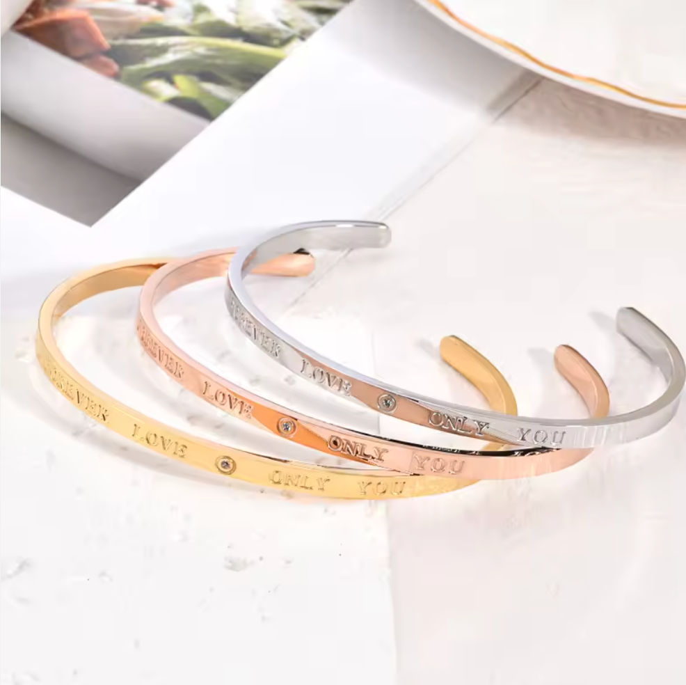 Horizon Open-Ended Bangle